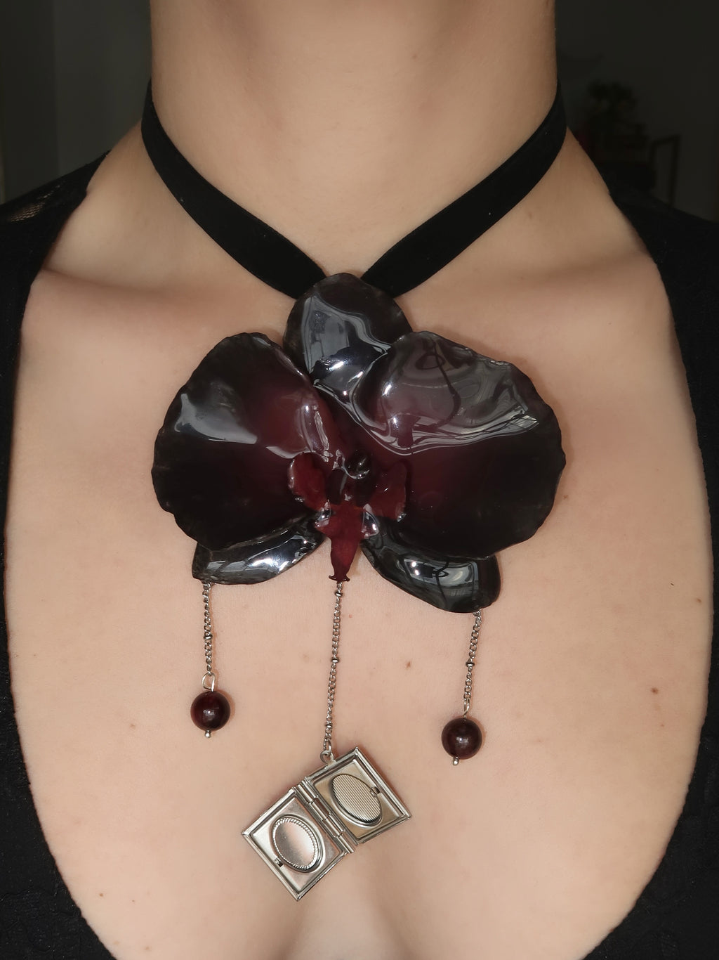 Dark Romance Orchid Choker