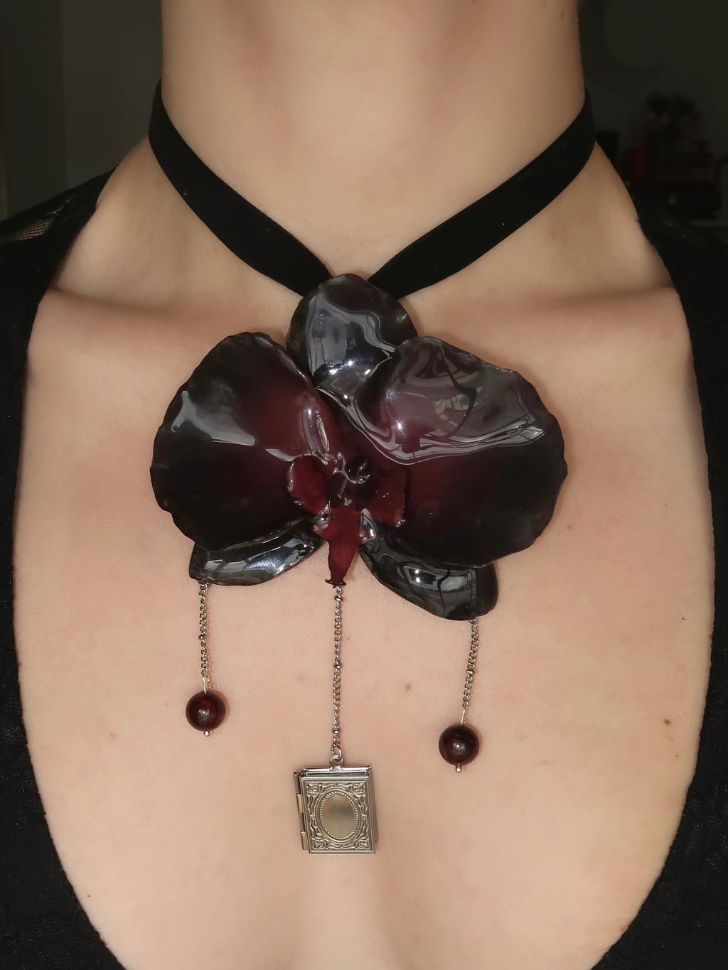Dark Romance Orchid Choker